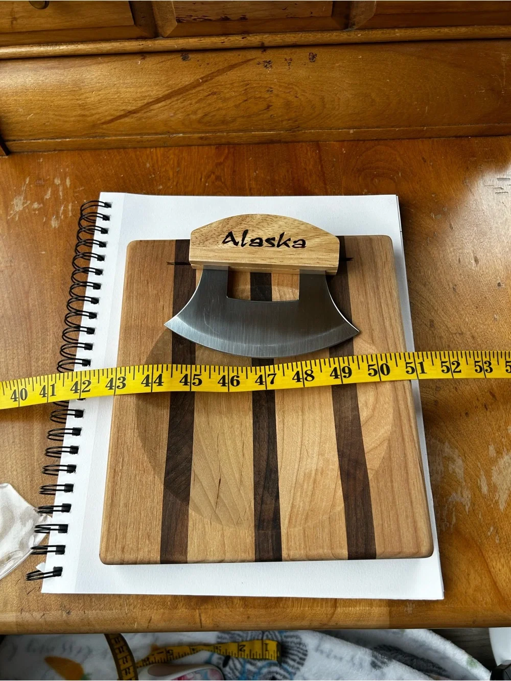 Alaska Wood Handle Mezzaluna Knife with Striped Cutting Board